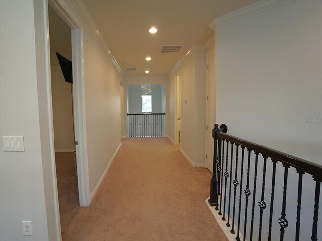 Building Photo - 18824 Birchwood Groves Dr