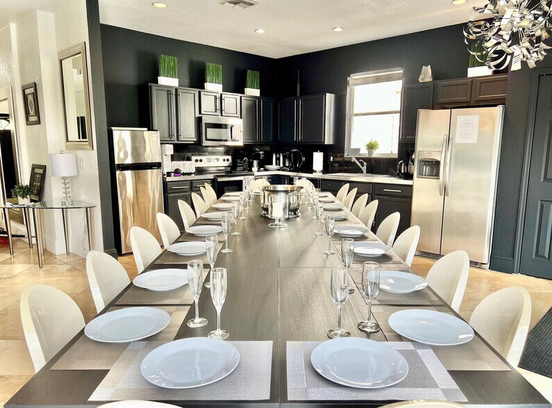 Building Photo - 1145 Troon Cir