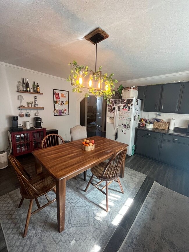 Building Photo - Charming East Nashville Home, 3 Bedrooms/3 baths, fenced yard