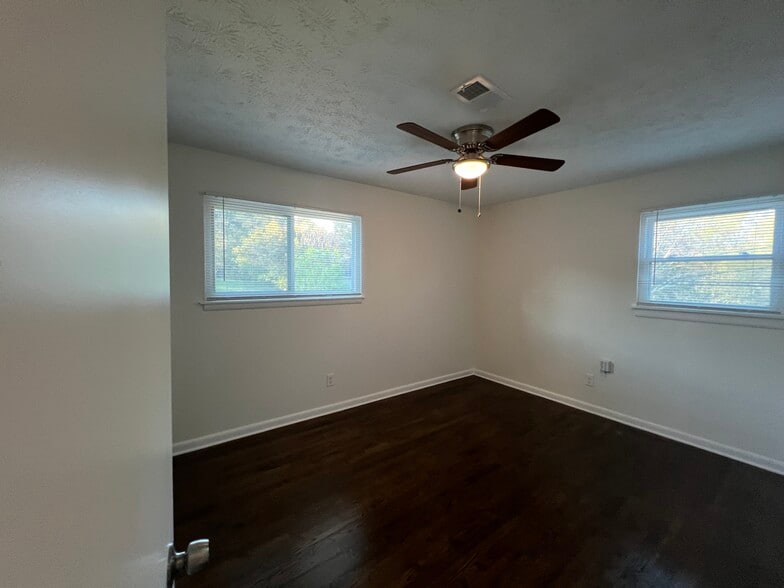 Building Photo - 5848 Lanier Blvd