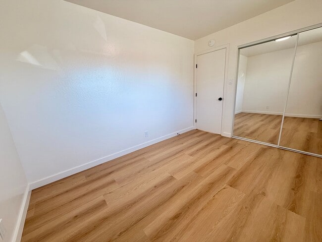 Building Photo - Beautifully Renovated 2BD/1BA Ground Floor Unit in Prime El Cerrito Location