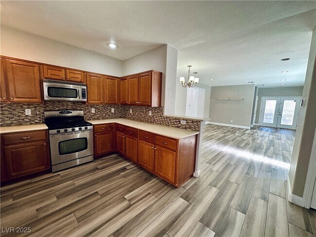 Building Photo - 8923 Deep Ridge Ct