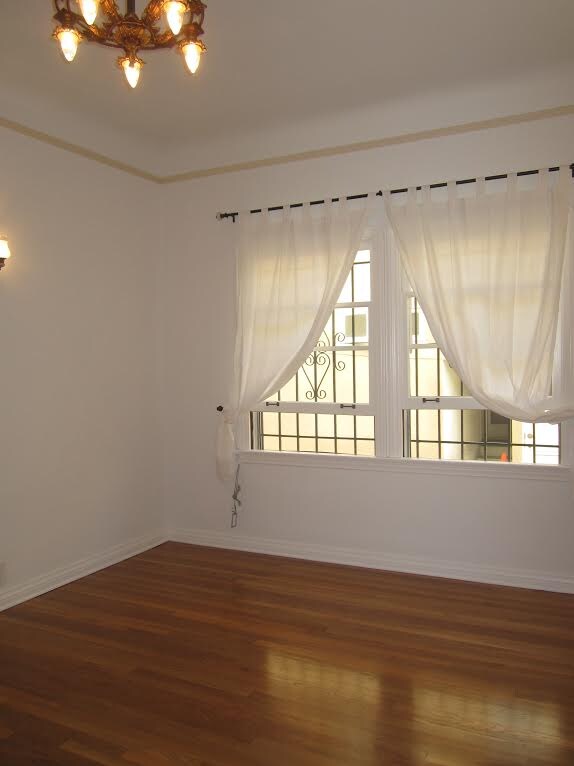 Building Photo - 325 Cochran Ave