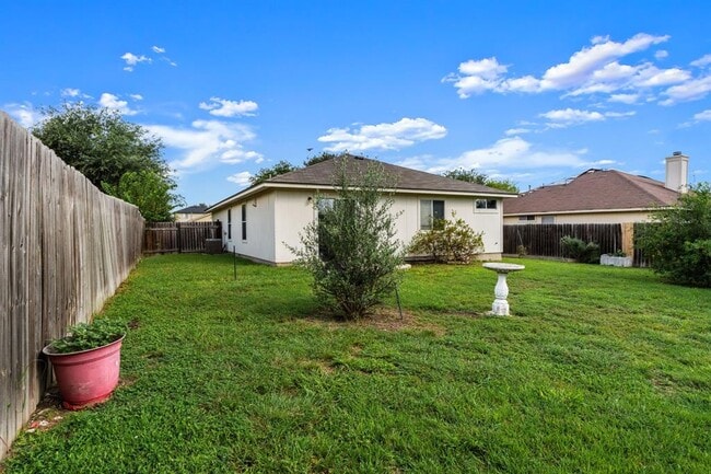 Building Photo - 184 Atlantis