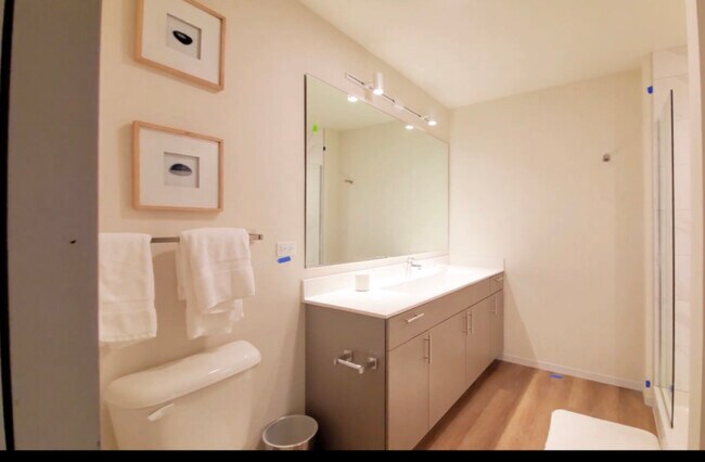 Building Photo - 1322 S Wabash Ave