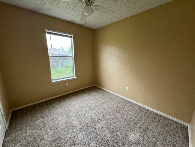 Building Photo - 3-Bedroom House for Rent in Killeen