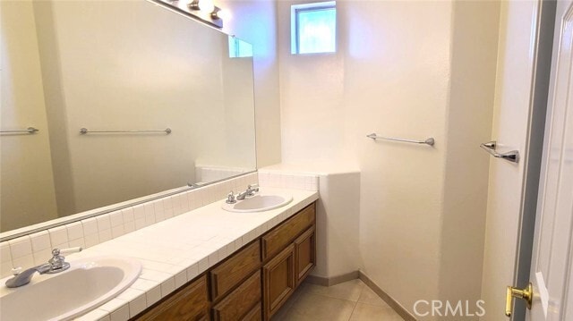 Building Photo - 5635 Delacroix Way