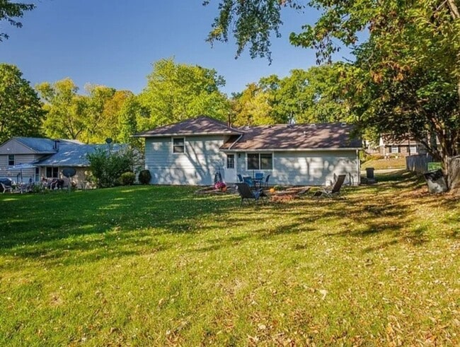 Building Photo - 3 Bedroom 2 Bath Home in Tamarack Hills of Springboro