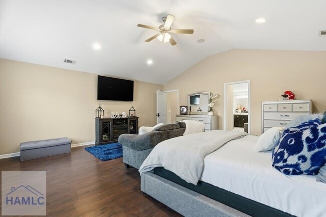 Building Photo - 1311 Hill View Cir