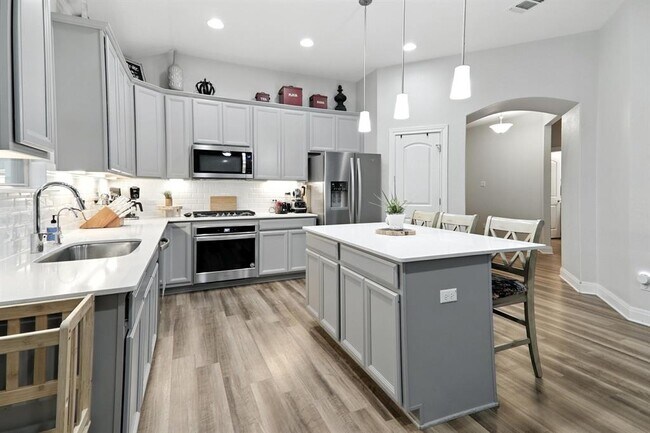 Building Photo - 140 Cascata Way