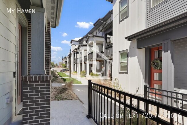 Building Photo - 1320 Hoyt St