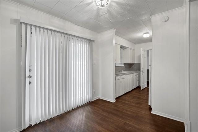 Building Photo - 711 N Carroll Blvd