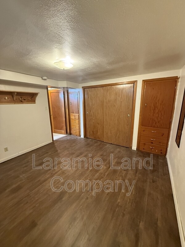 Building Photo - 308 1/2-502 1/2 S 16th St