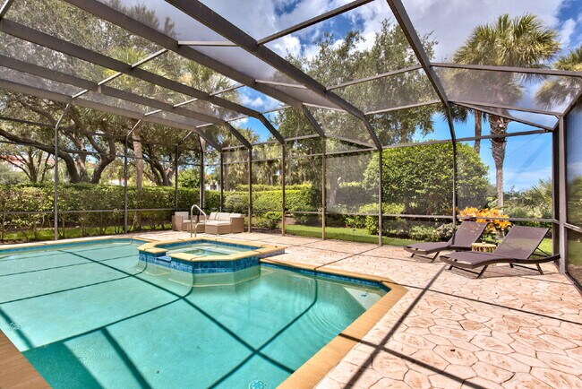 Building Photo - Pelican Marsh Pool home