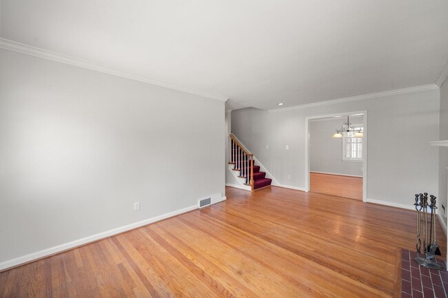 Building Photo - Make This Your Home!