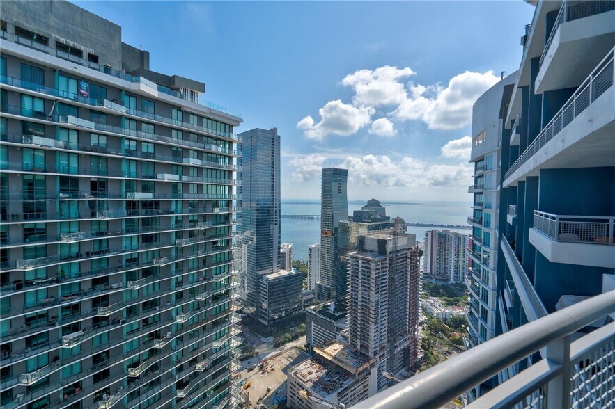 Building Photo - 60 SW 13th St