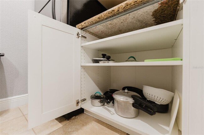 Building Photo - 5120 Conroy Rd