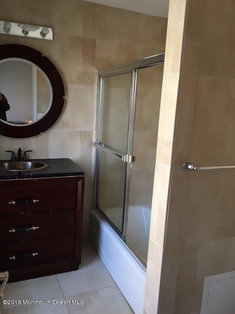 Building Photo - 112 Poplar Ave