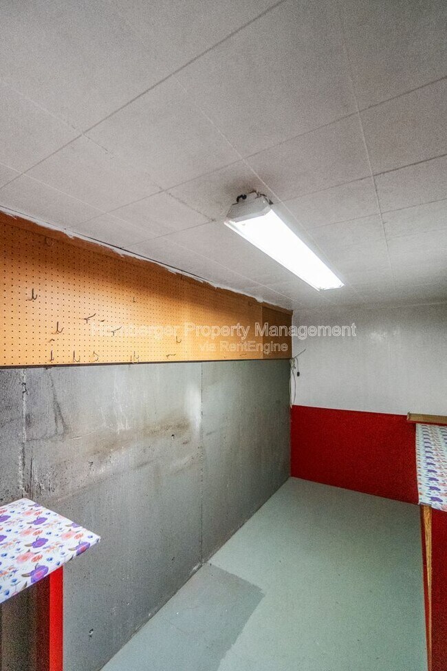 Building Photo - 3523 E 18th Ave