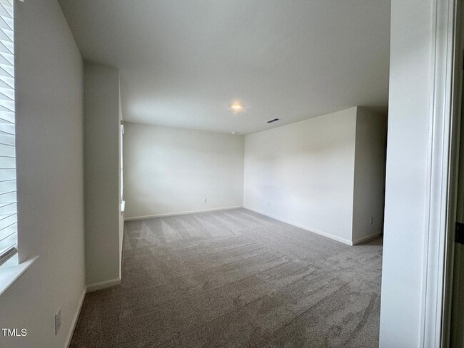 Building Photo - 936 Emmer St
