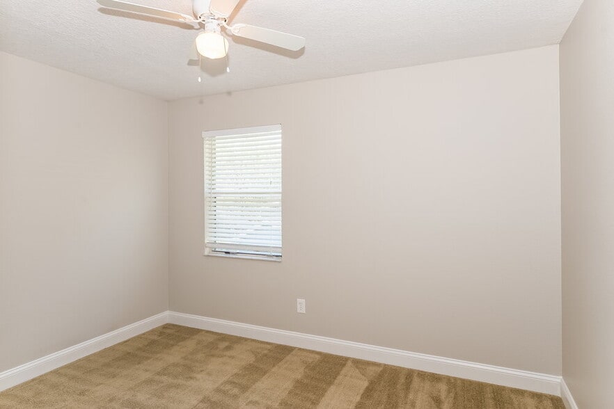 Building Photo - 7730 Allspice Cir W