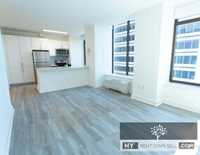 Building Photo - 3 bedroom in New York NY 10005