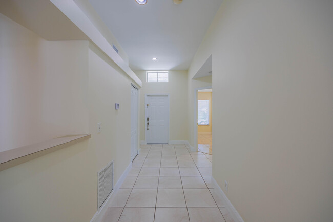 Building Photo - 9497 Boca Gardens Pkwy