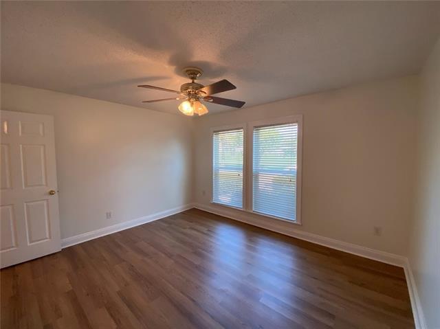 Building Photo - 2 Mariners Cv N