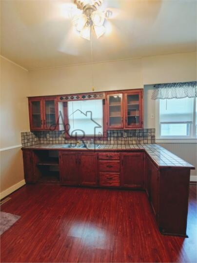 Building Photo - 711 N Chestnut St