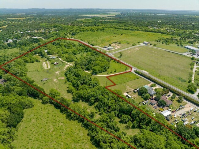 Building Photo - 800 Spur 191