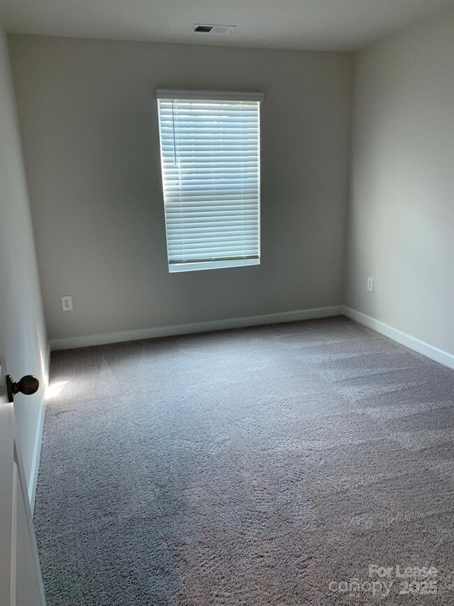 Building Photo - 2348 Belterra Dr