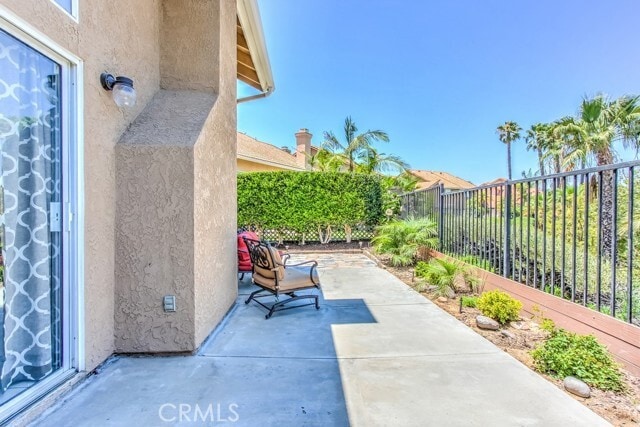 Building Photo - 6053 E Hackamore Ln