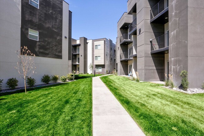 Building Photo - 265 N 670 E