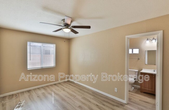 Building Photo - 601 W Rio Salado Pkwy