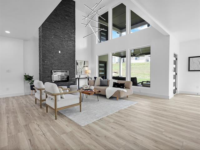 Building Photo - 310 Harborview Dr