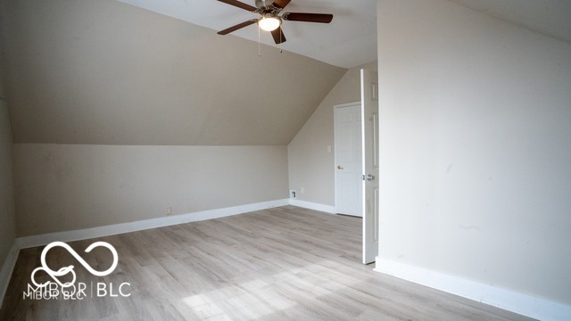 Building Photo - 352 W 28th St