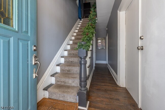 Building Photo - 189 Washington St