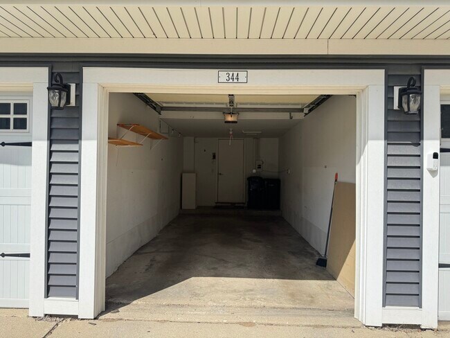 Building Photo - 344 Mallard Ct