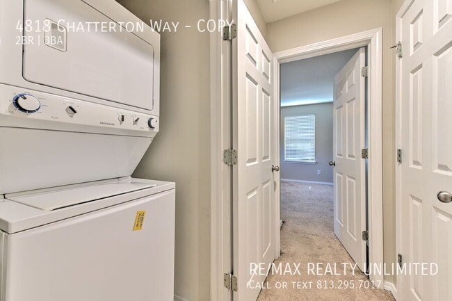 Building Photo - 4818 Chatterton Way