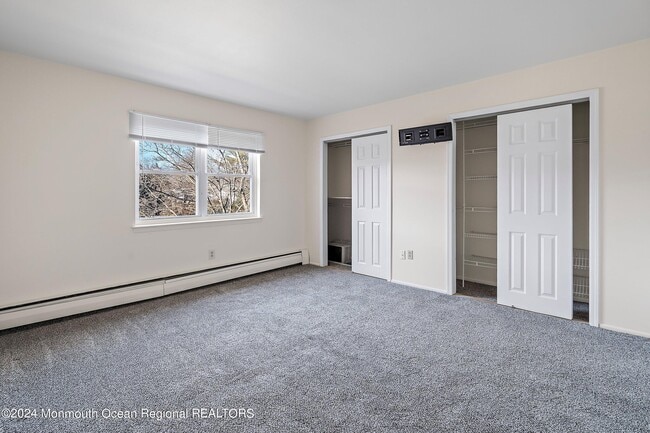 Building Photo - 80 Manchester Ct