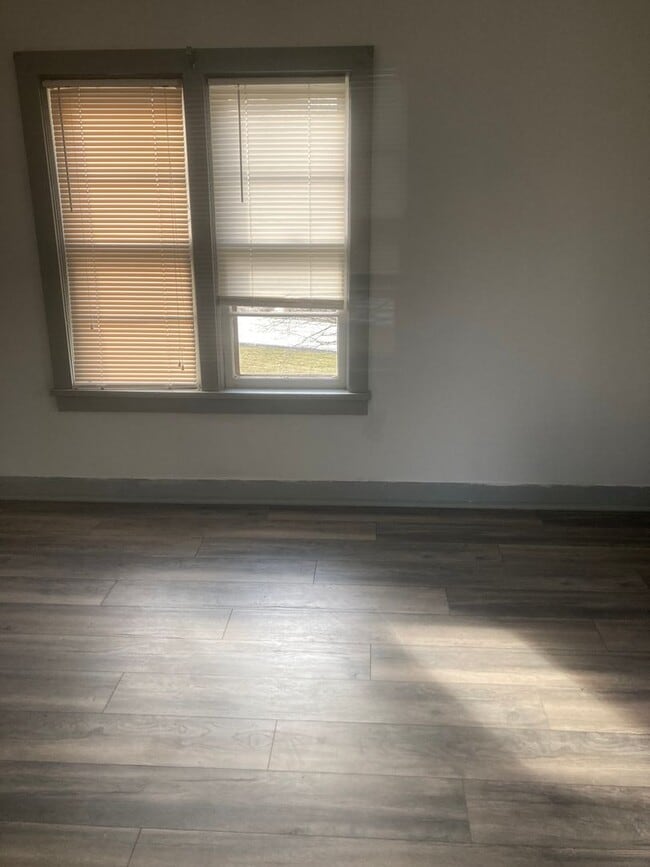 Building Photo - Country 2 bedroom house for rent in Penn Yan.