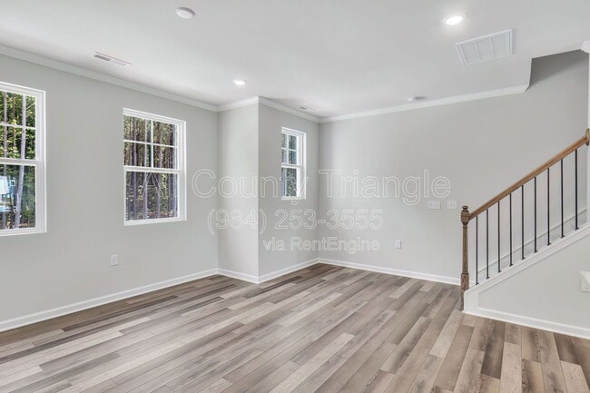 Building Photo - 1715 Chirping Trl