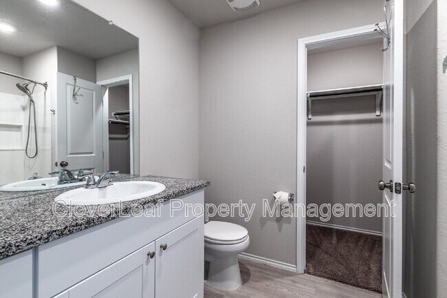Building Photo - 13730 Bucket Way