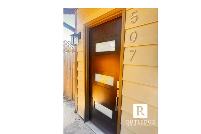 Building Photo - Modern Living / Single Furnished Studio / ...