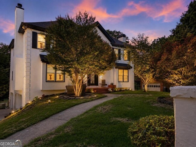 Building Photo - 8945 Carroll Manor Dr