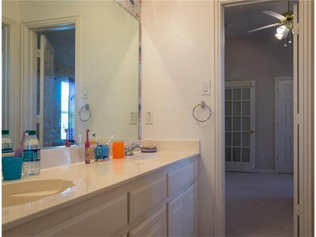 Building Photo - 4141 Silverthorne St