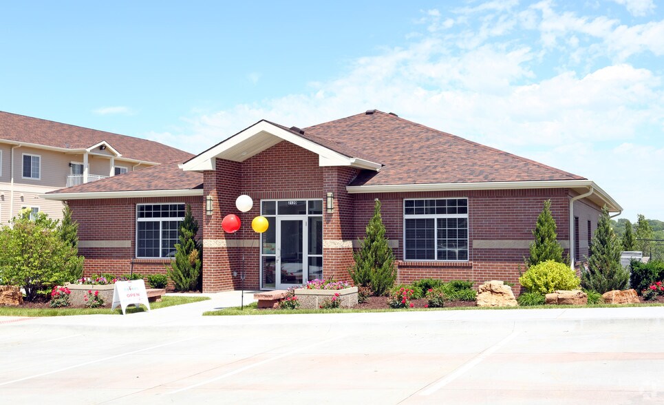 Elk Hills Apartments Omaha, NE Apartment Finder