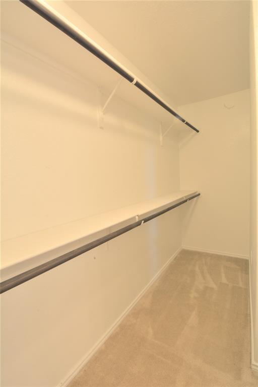 Building Photo - 13915 Osmarea Dr