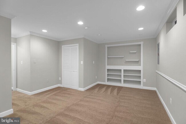 Building Photo - 5824 Wye Oak Commons Ct