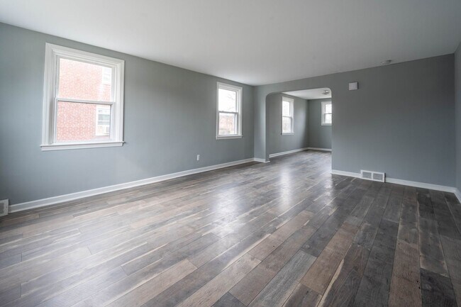 Building Photo - Twin Brick Home in Ridley SD! Granite and stainless kitchen! Renovated bathroom! Large rear fence...